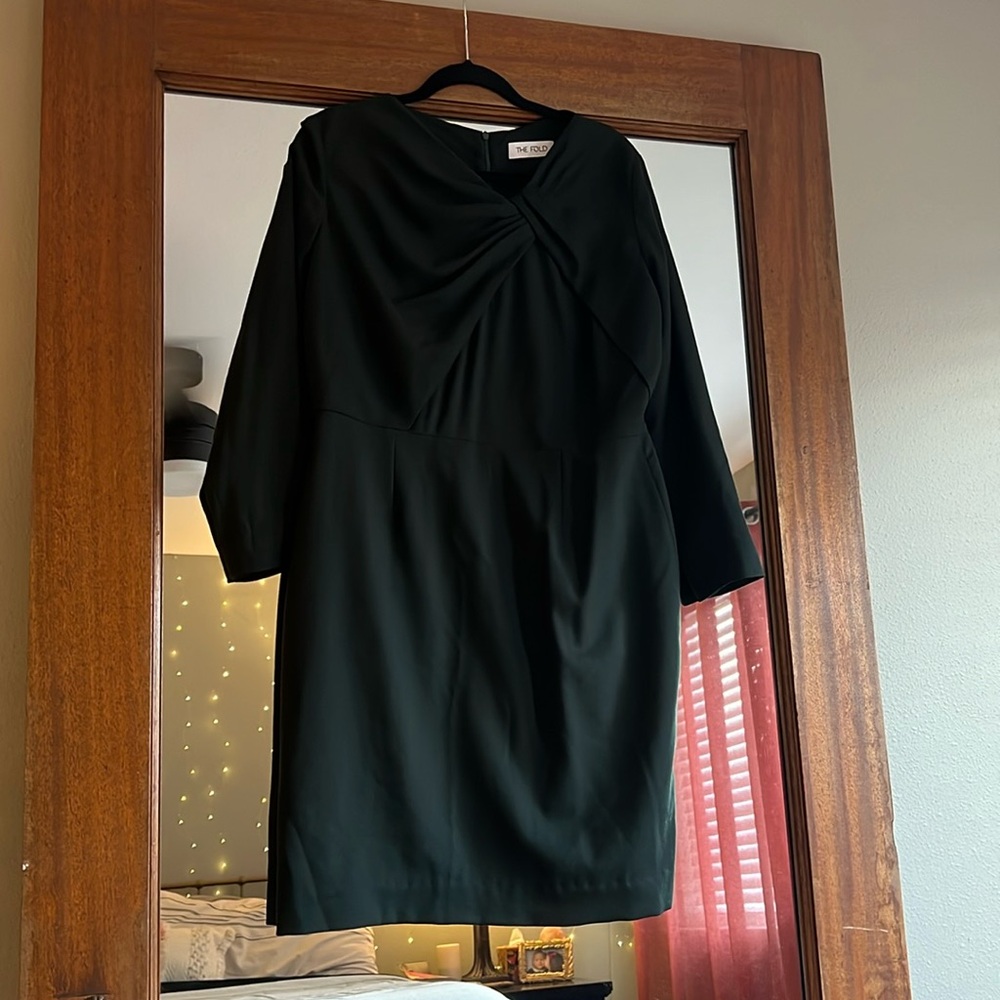 The Limited Black Long-Sleeve Twist Front Dress